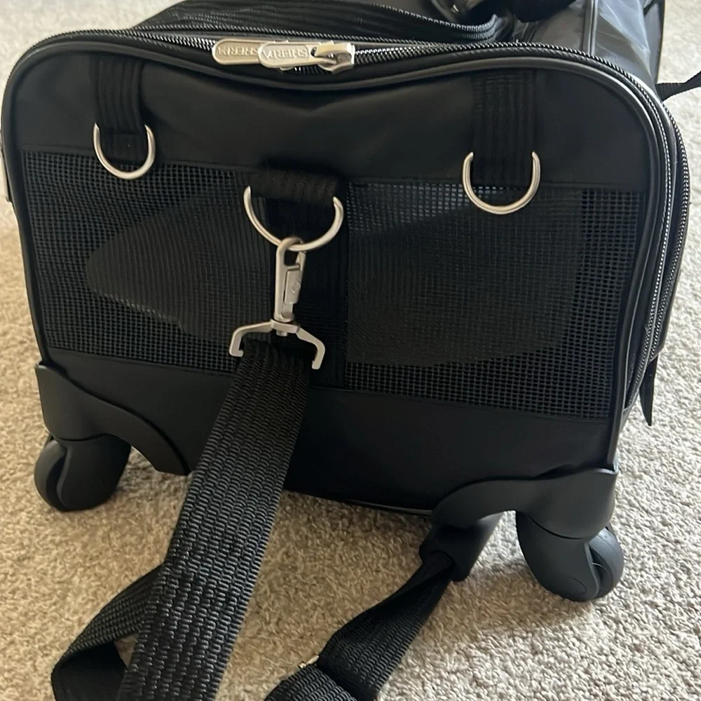Pet Carrier with Wheels - Black